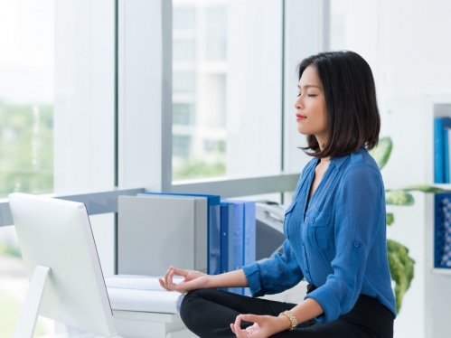 Yoga en la oficina: beneficios